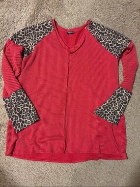 Red V-Neck Waffle Knit Long Sleeve Top with Leopard Trim